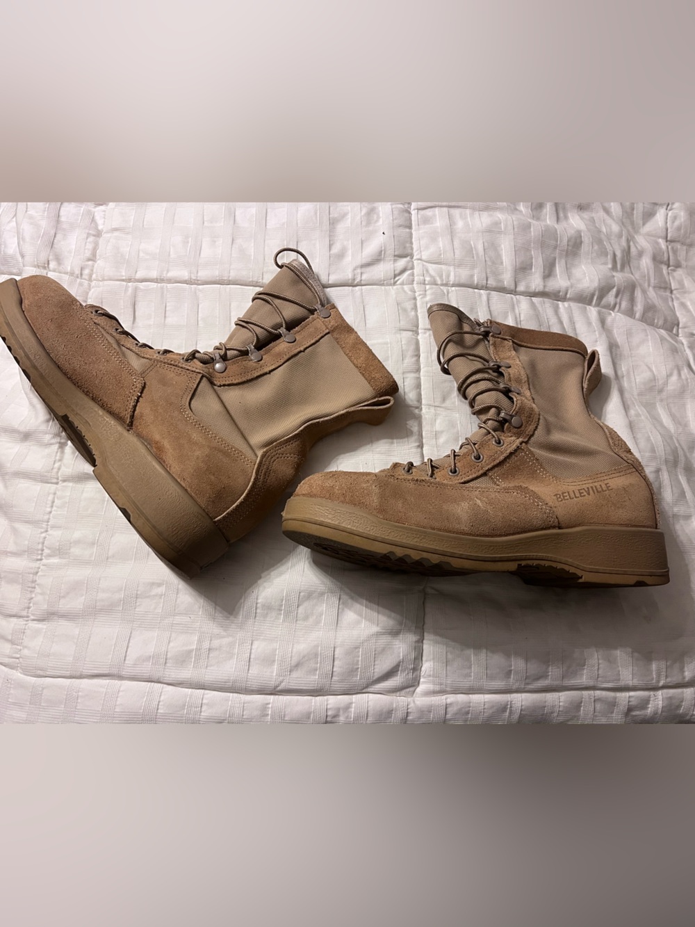 Mens size 11.5- Belleville Men's Steel Toe Combat Boots- leather -excellent cond